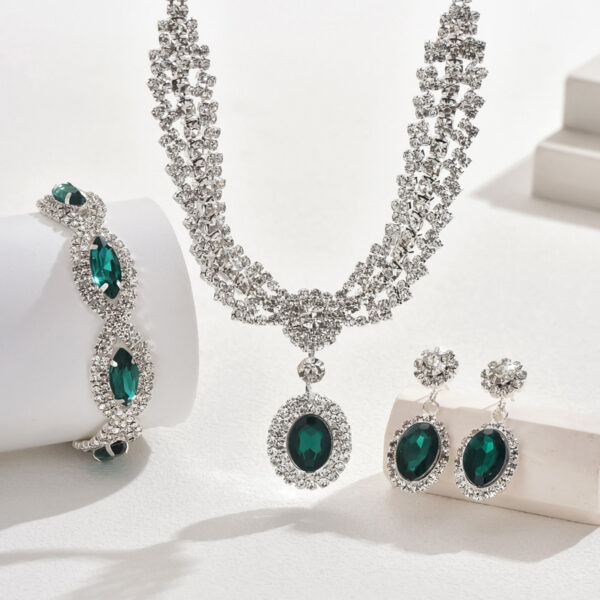 Luxury Emerald Green Teardrop Bridal Jewelry Set – Cubic Zirconia Crystal Necklace, Earrings, Bracelet  for Weddings and Special Occasions